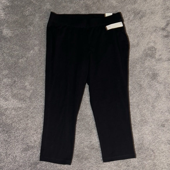 NWT Active Capri Leggings - Picture 3 of 4